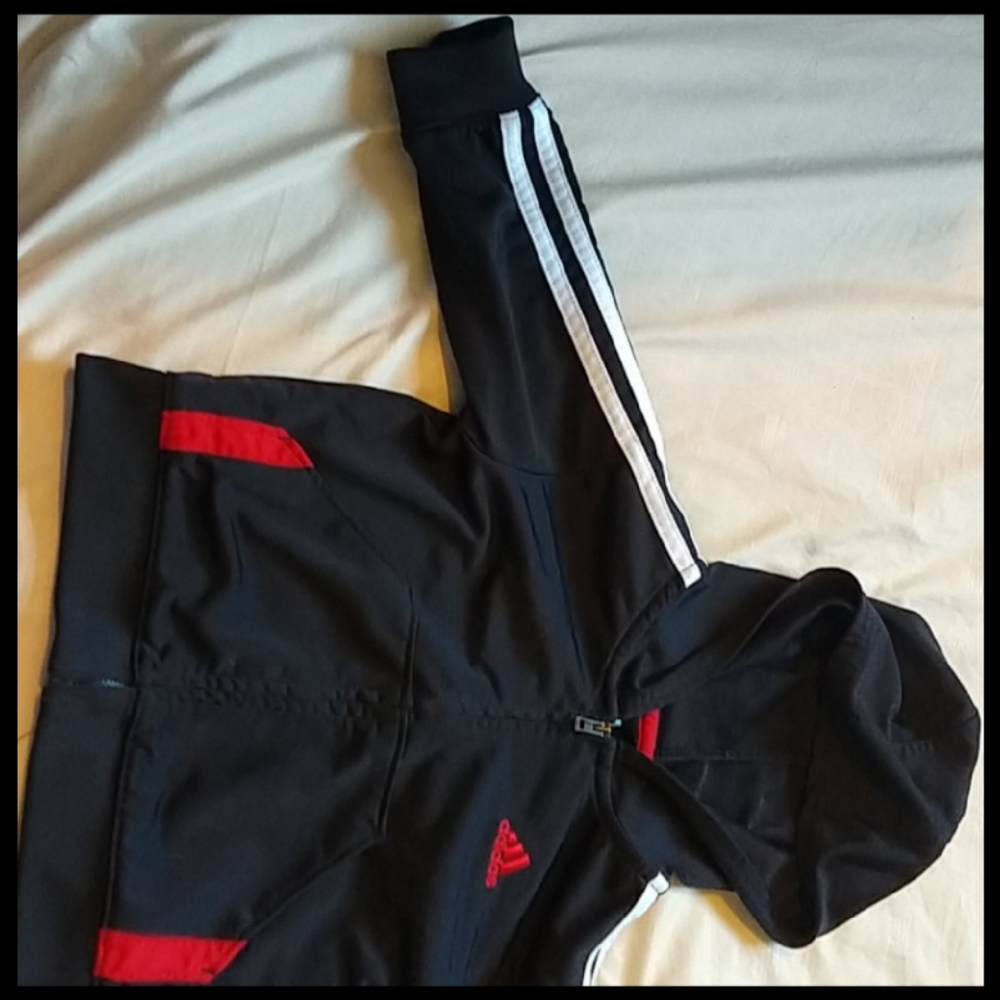 Adidas sweater